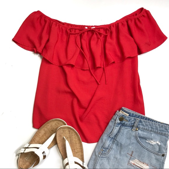 Jack by BB Dakota Red Edmonds Off the Shoulder Ruffle Blouse Size Medium - Picture 2 of 8